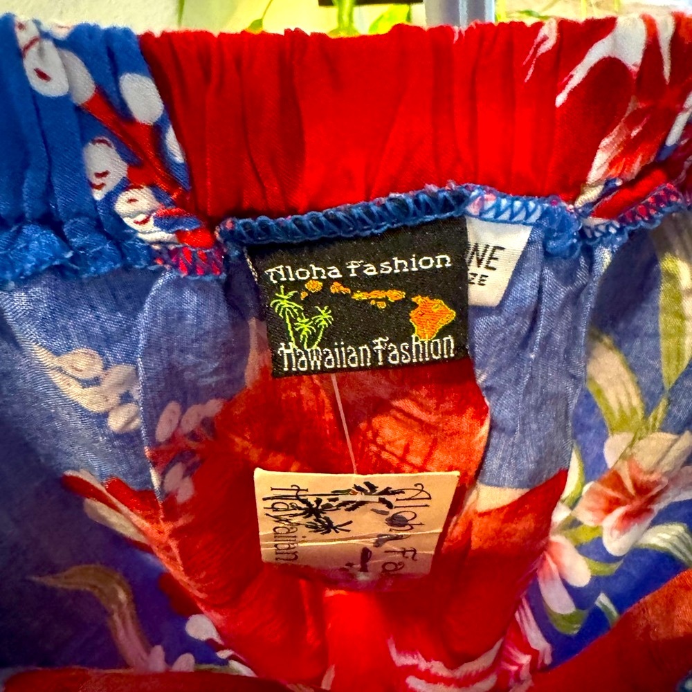 Red and Blue Floral Romper - Picture 5 of 8